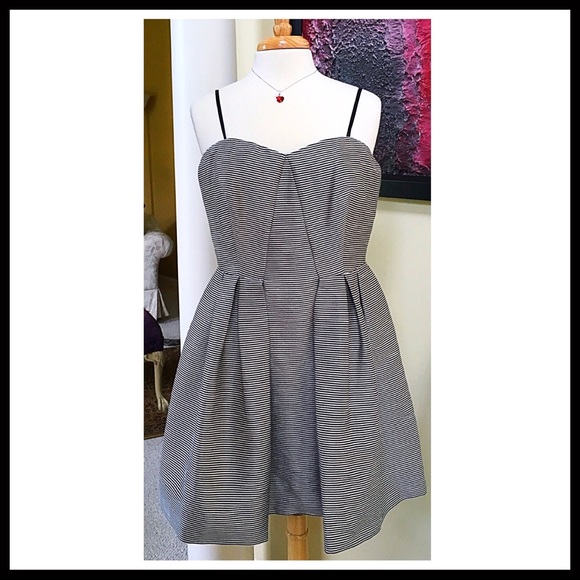 JILL STUART STRAPLESS PARTY COCKTAIL DRESS LBD A2C - Picture 3 of 8